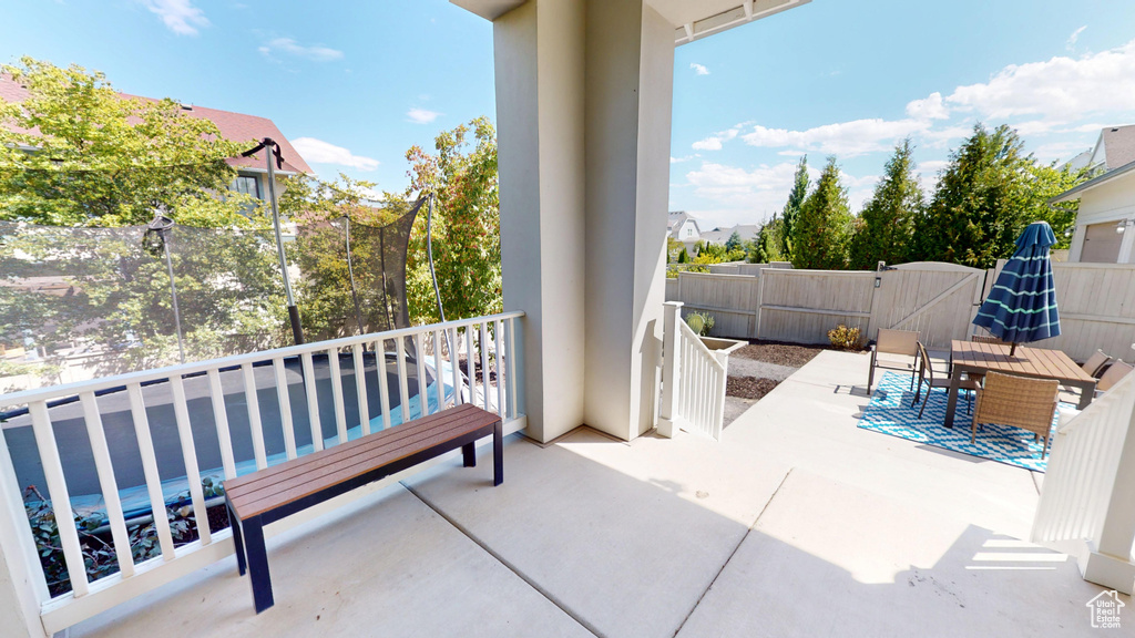 Photo 49 for MLS #2106810 at 4821 W Dock St