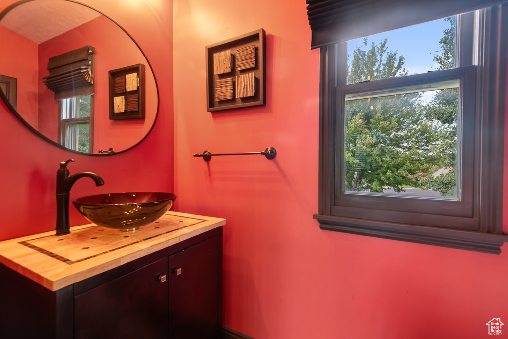 2099 E 10180 S Sandy, UT 84092
