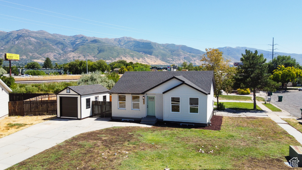 302 E 900 S Layton, UT 84041