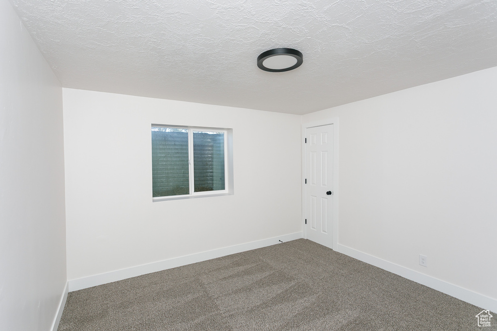 302 E 900 S Layton, UT 84041