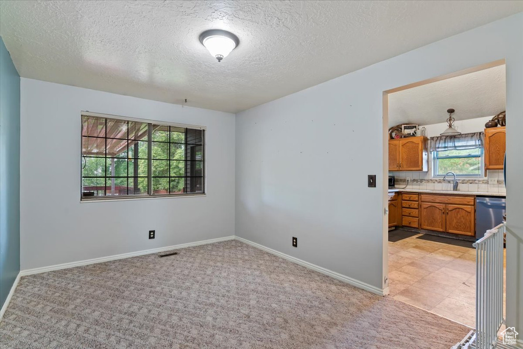 4189 S 600 W Riverdale, UT 84405