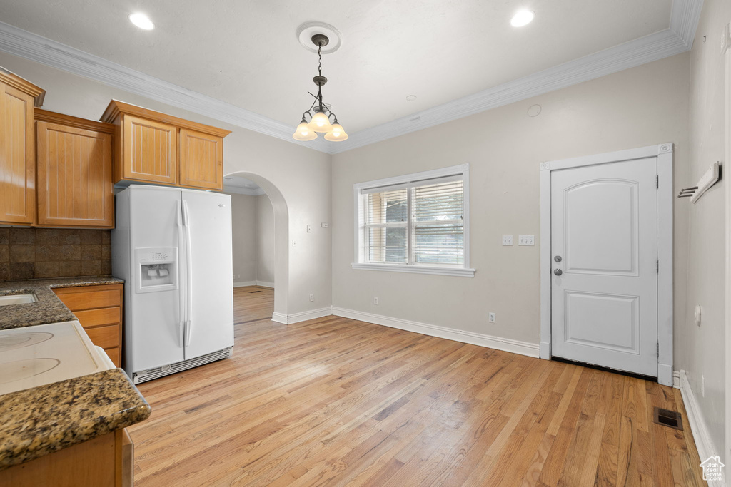 111 E CENTER ST Springville, UT 84663