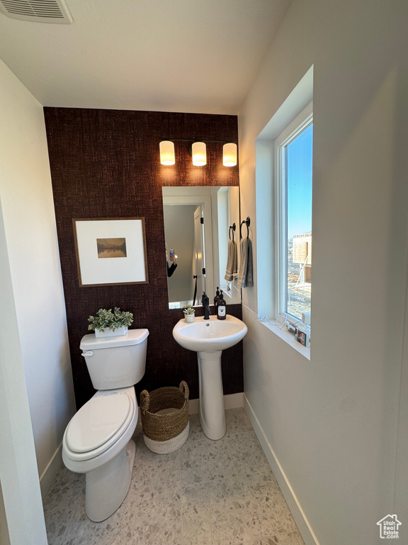 Photo 3 for MLS #2106835 at 1590 S 900 West #501