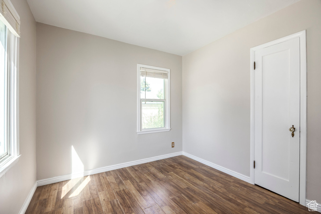 Photo 11 for MLS #2106836 at 118 W 8600 South