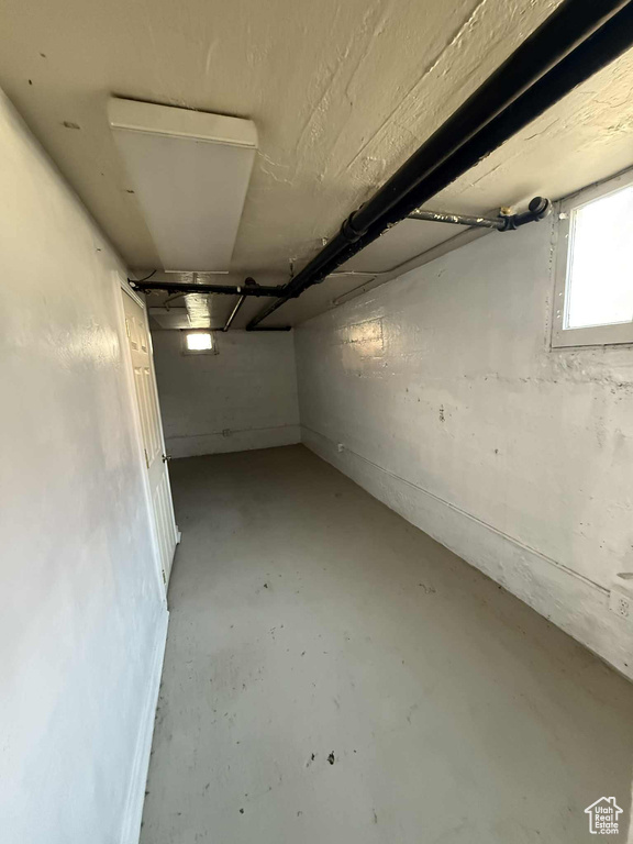 40 GARDEN ST Helper, UT 84526