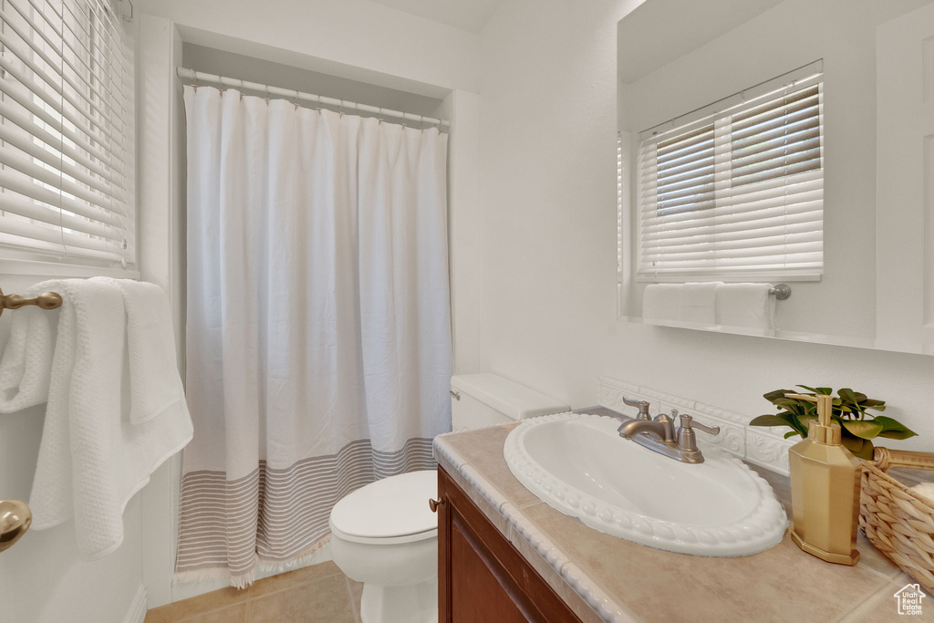 Photo 10 for MLS #2106847 at 849 W 225 South