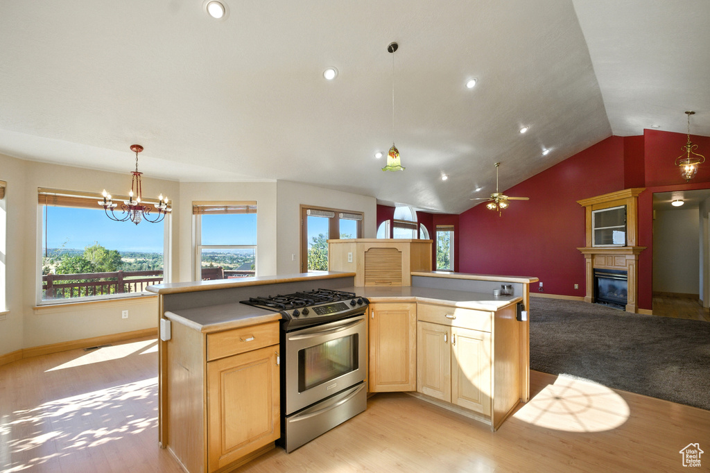 Photo 8 for MLS #2106849 at 1990 E Canyon Ridge Dr