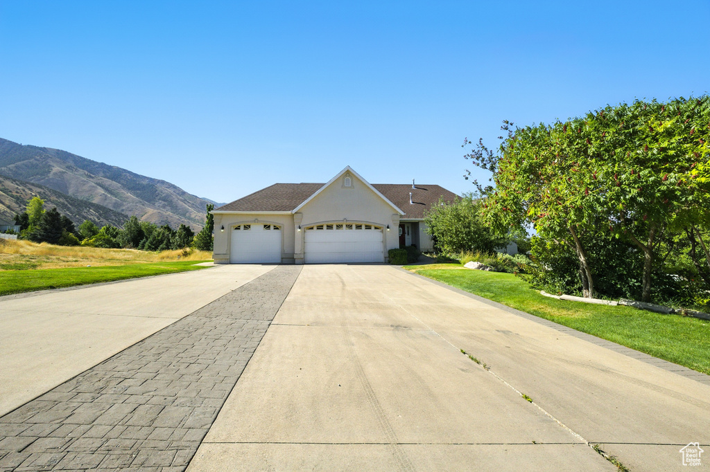 Photo 14 for MLS #2106849 at 1990 E Canyon Ridge Dr