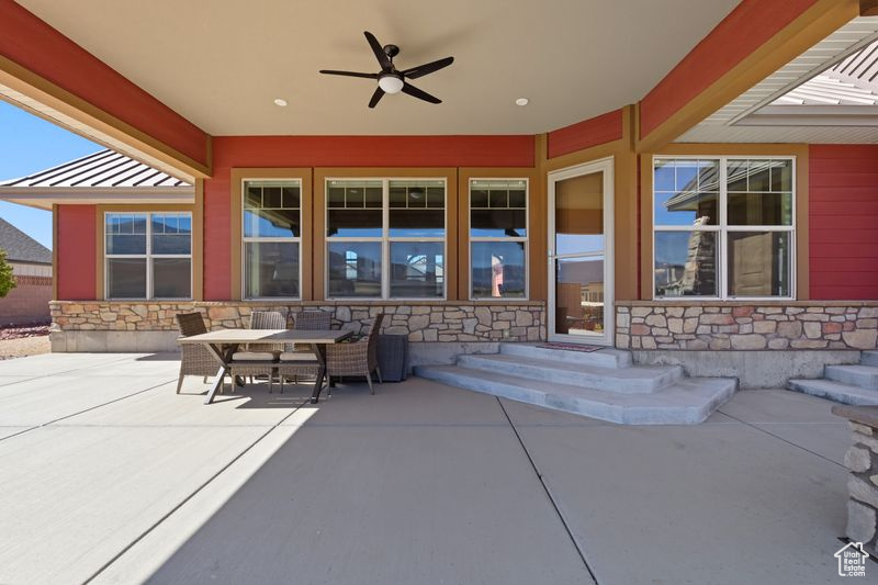 Photo 25 for MLS #2106851 at 865 S Cliffs Dr