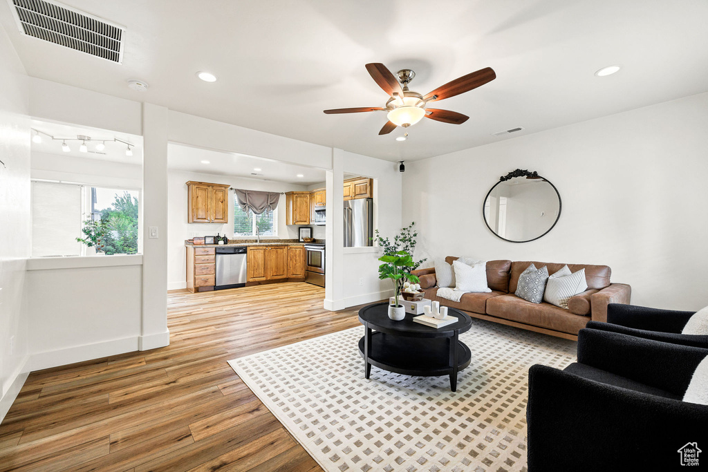 Photo 12 for MLS #2106856 at 485 W 880 North