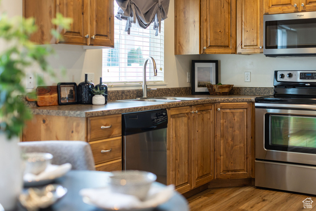 Photo 5 for MLS #2106856 at 485 W 880 North