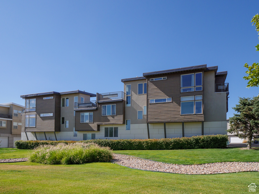1039 W ROOFTOP DR Midvale, UT 84047