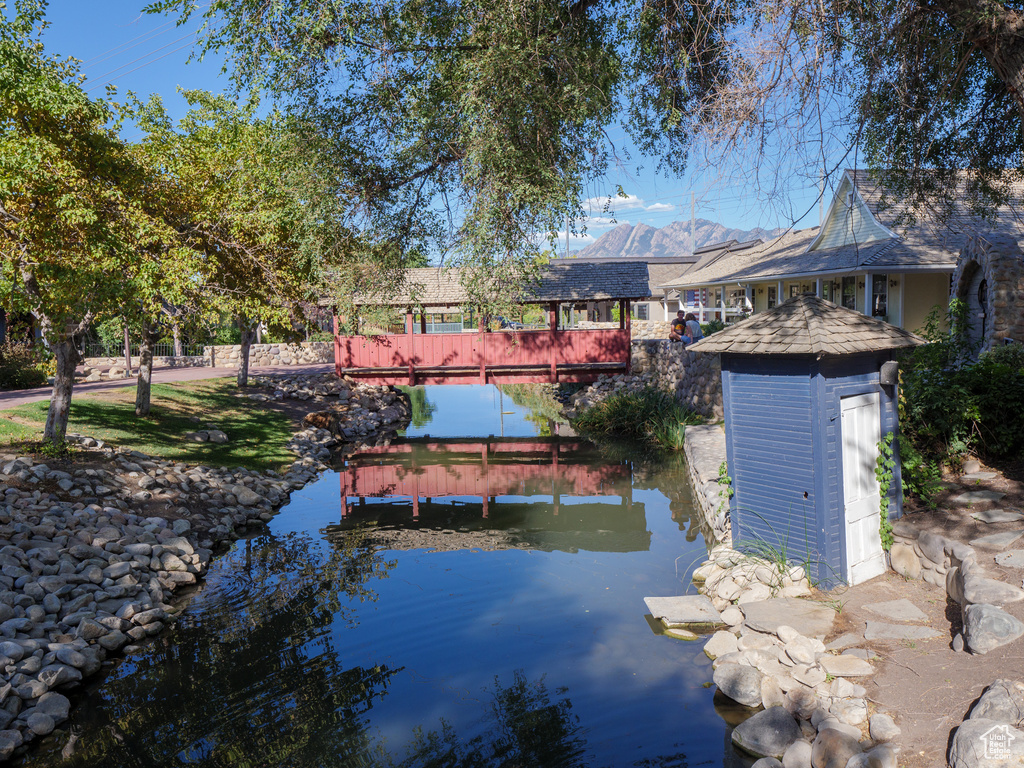 1039 W ROOFTOP DR Midvale, UT 84047