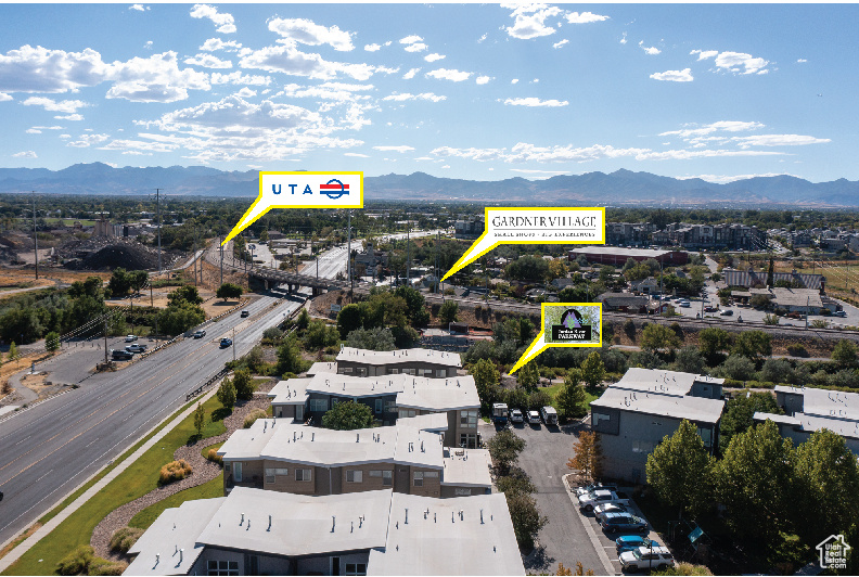 1039 W ROOFTOP DR Midvale, UT 84047