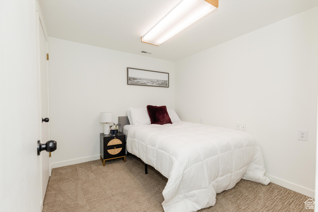 330 E 100 N Hyde Park, UT 84318