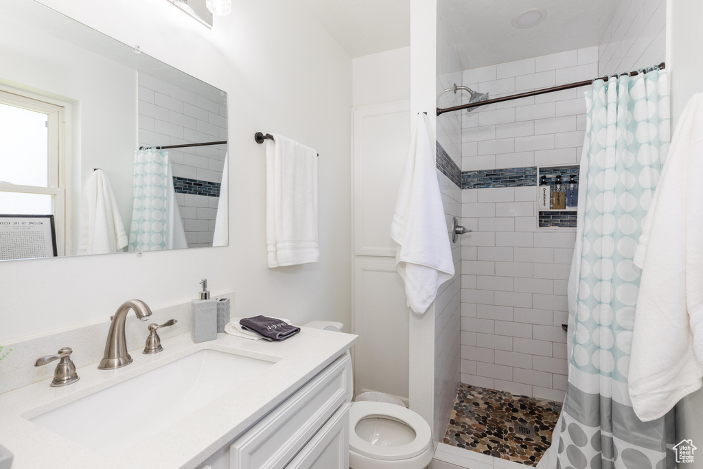 330 E 100 N Hyde Park, UT 84318