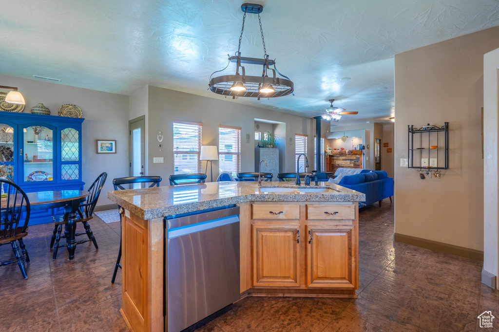 Photo 18 for MLS #2106874 at 3721 S Brade Ln