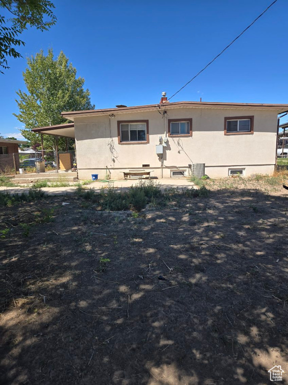 Photo 18 for MLS #2106882 at 826 N 900 East