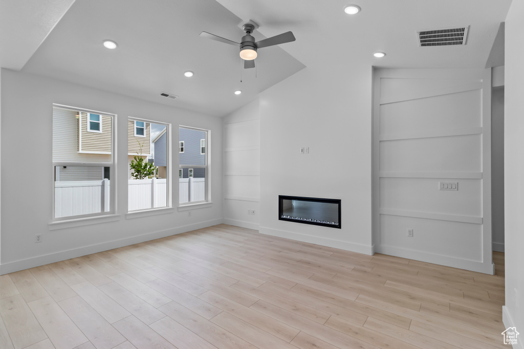 Photo 6 for MLS #2106886 at 968 W 880 North #59