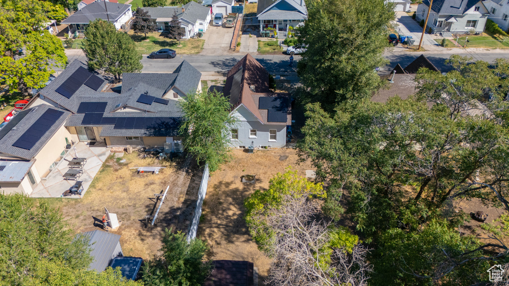 Photo 3 for MLS #2106893 at 537 Cook St