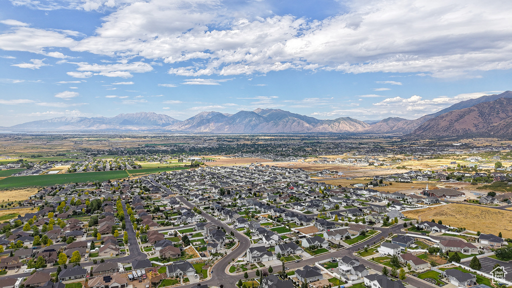 37 E MEADOW LARK LN Elk Ridge, UT 84651