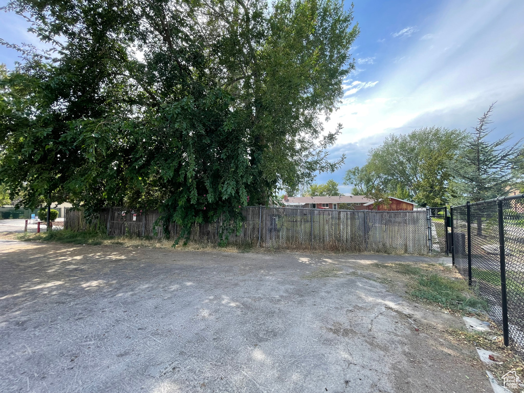 8750 S 500 E Sandy, UT 84070