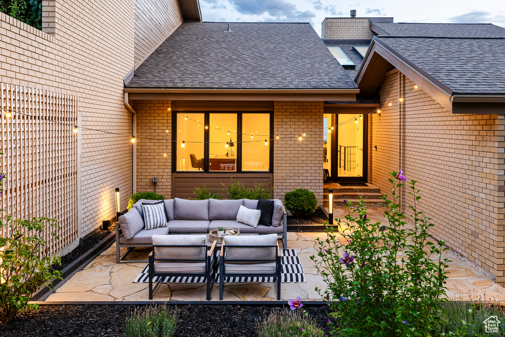 825 N JUNIPERPOINT CT Salt Lake City, UT 84103