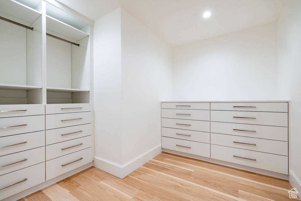 825 N JUNIPERPOINT CT Salt Lake City, UT 84103