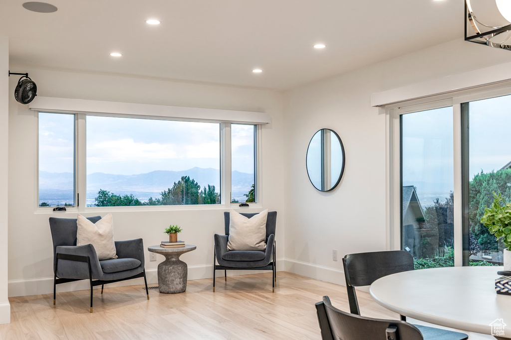 825 N JUNIPERPOINT CT Salt Lake City, UT 84103