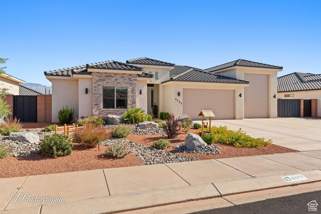 Photo 2 for MLS #2106916 at 4698 W 3100 South