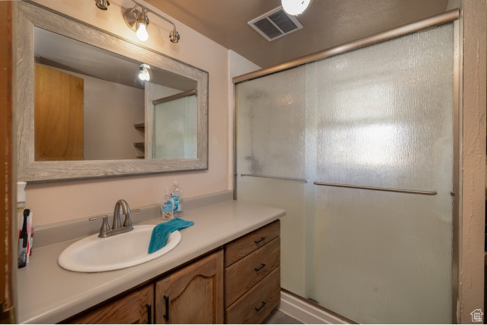 Photo 9 for MLS #2106931 at 3390 W 5000 North