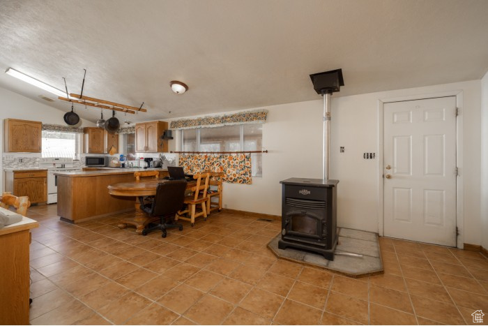 Photo 6 for MLS #2106931 at 3390 W 5000 North