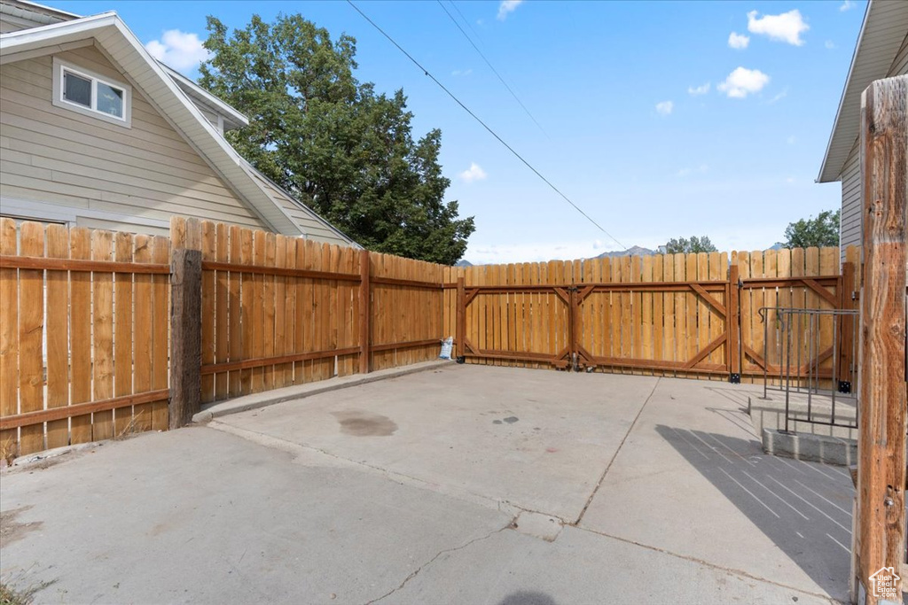 9770 S 1600 W South Jordan, UT 84095