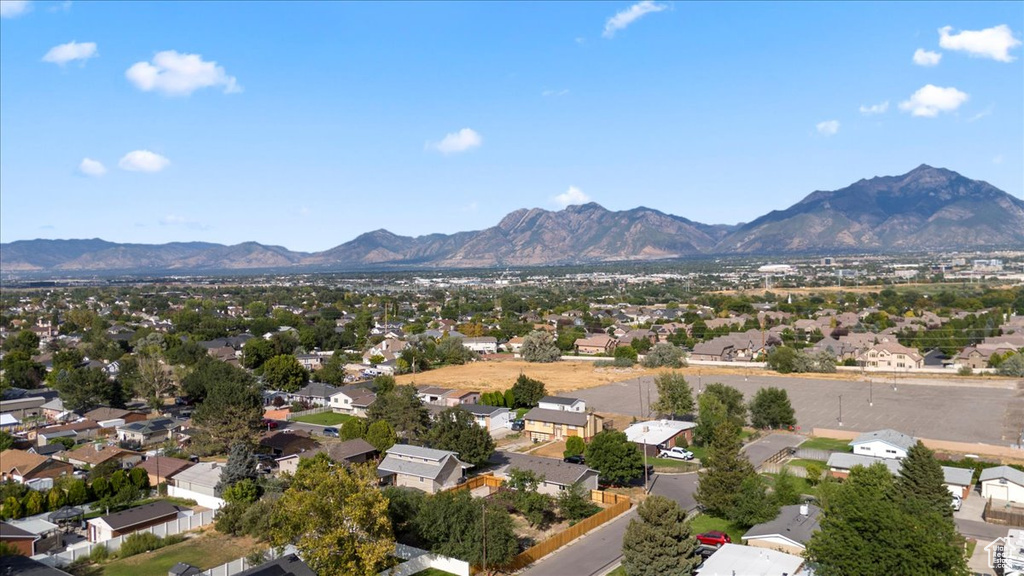 9770 S 1600 W South Jordan, UT 84095