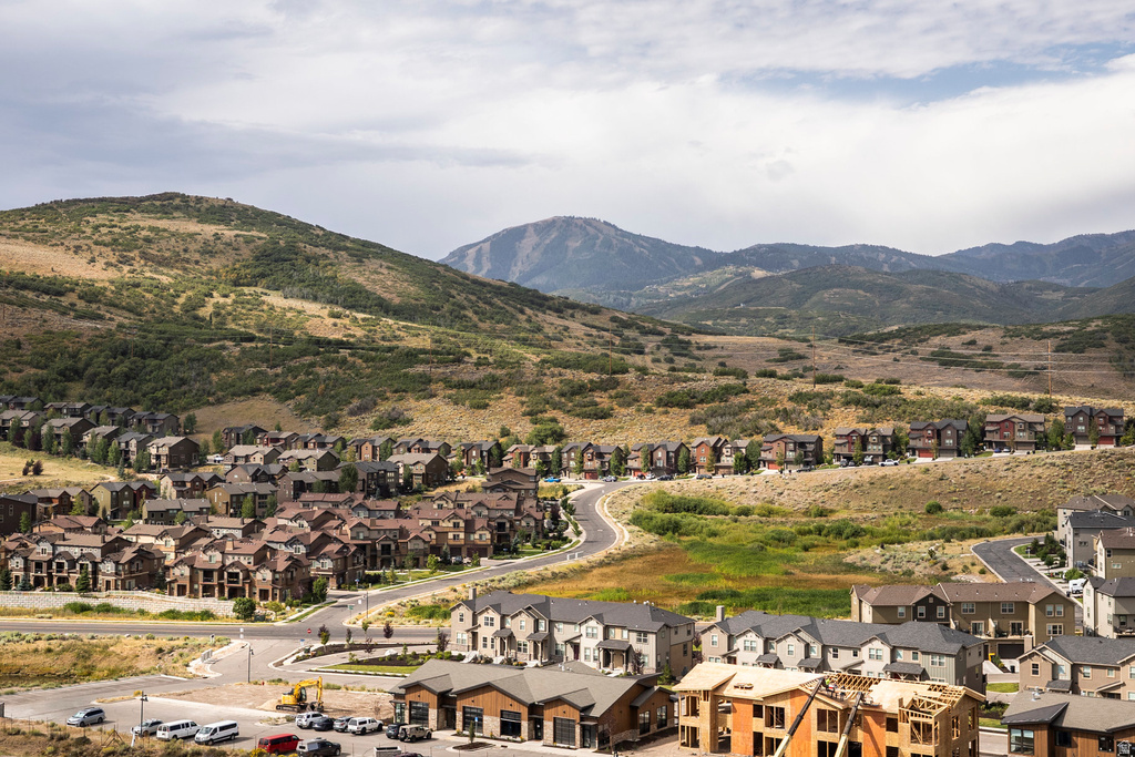 909 W PEACE TREE TRL #611LO Heber City, UT 84032