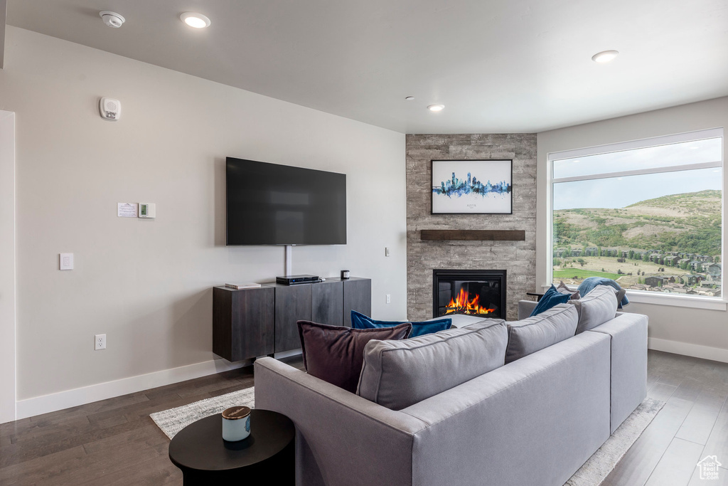Photo 6 for MLS #2106939 at 909 W Peace Tree Trl #611LO