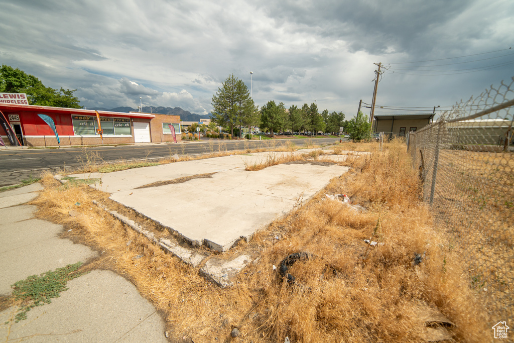 2450 S MAIN ST South Salt Lake, UT 84115