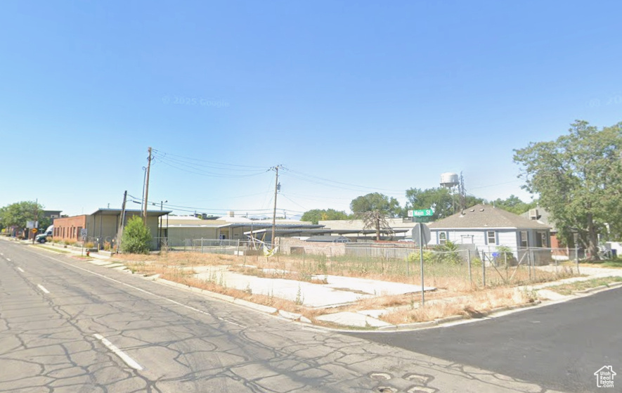 2450 S MAIN ST South Salt Lake, UT 84115