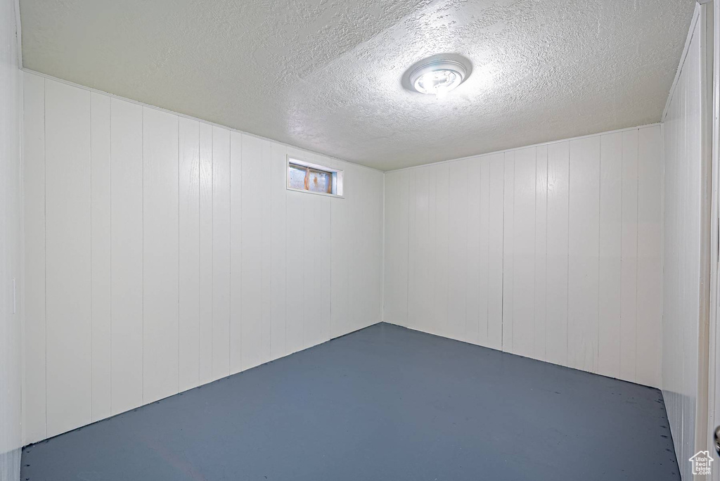 Photo 15 for MLS #2106957 at 932 E Tritoma Ave