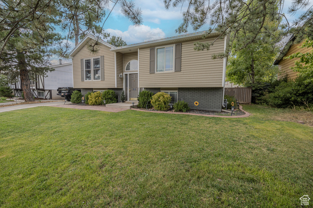 Photo 30 for MLS #2106965 at 2012 E 5875 South