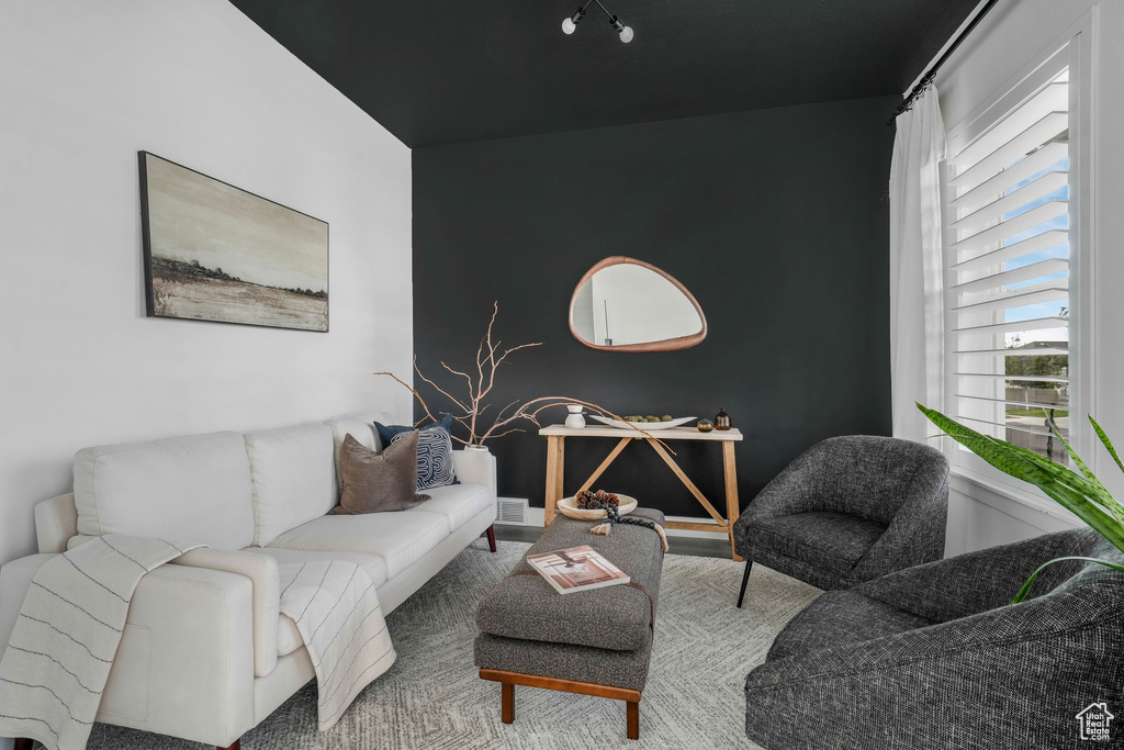 Photo 3 for MLS #2106969 at 14944 S Tilton Dr
