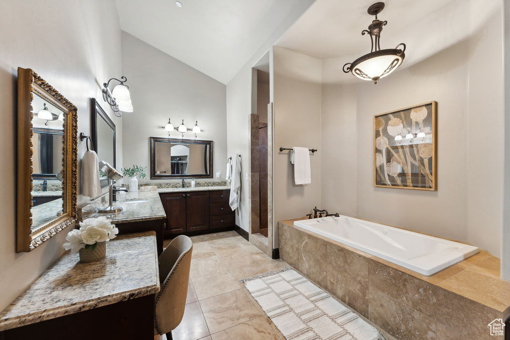 Photo 16 for MLS #2106976 at 3180 E Stoney Creek Cir