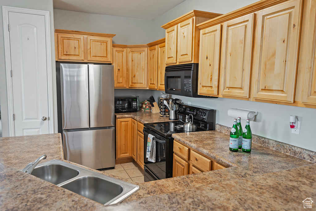 Photo 14 for MLS #2106987 at 11429 S Oakmond