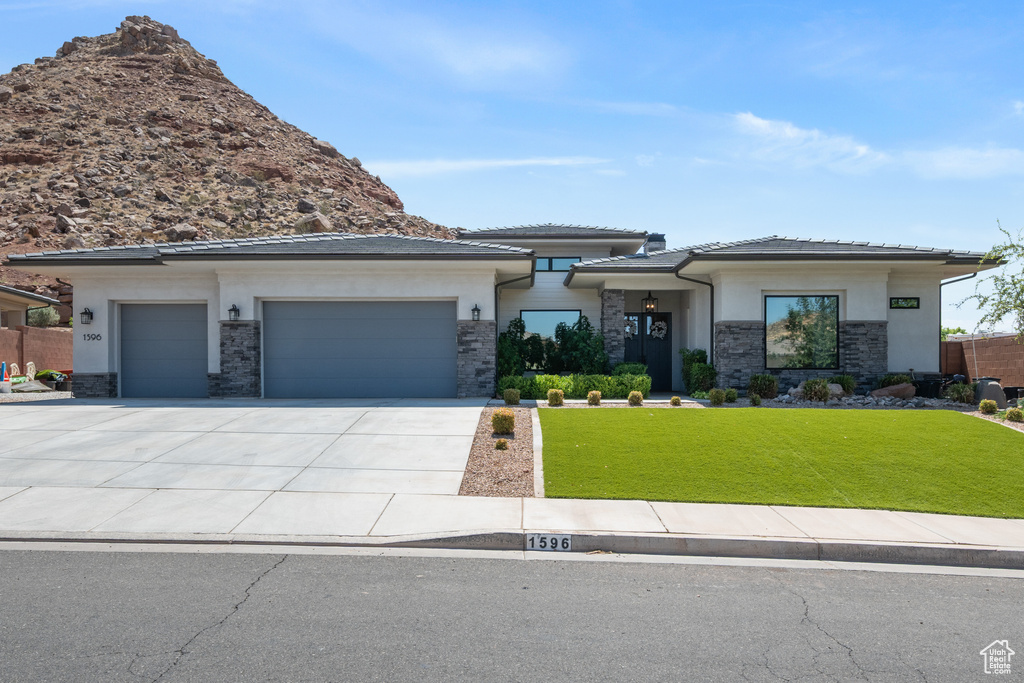 Photo 2 for MLS #2107006 at 1596 E Talus Way