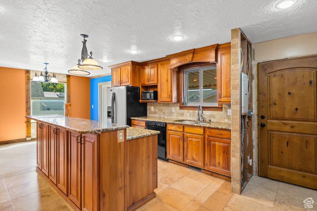 1940 S MAIN ST Clearfield, UT 84015