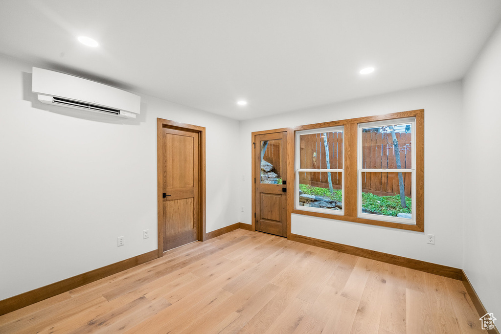 Photo 19 for MLS #2107013 at 1015 Norfolk Ave