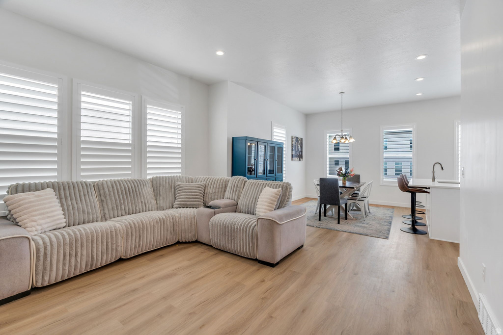 7051 W OWENS VIEW WAY West Jordan, UT 84081