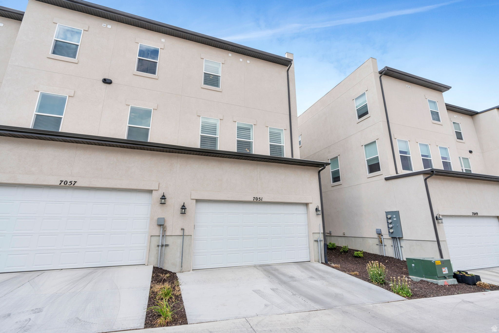 7051 W OWENS VIEW WAY West Jordan, UT 84081