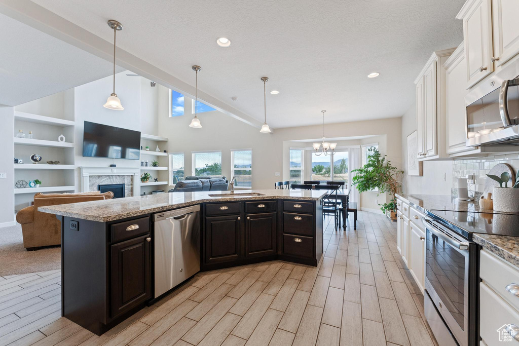 4135 W GREAT NECK South Jordan, UT 84009