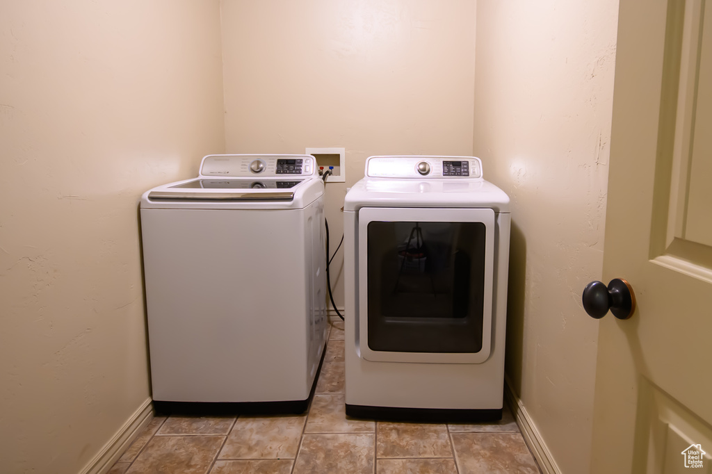 Photo 23 for MLS #2107033 at 2318 S 3450 West